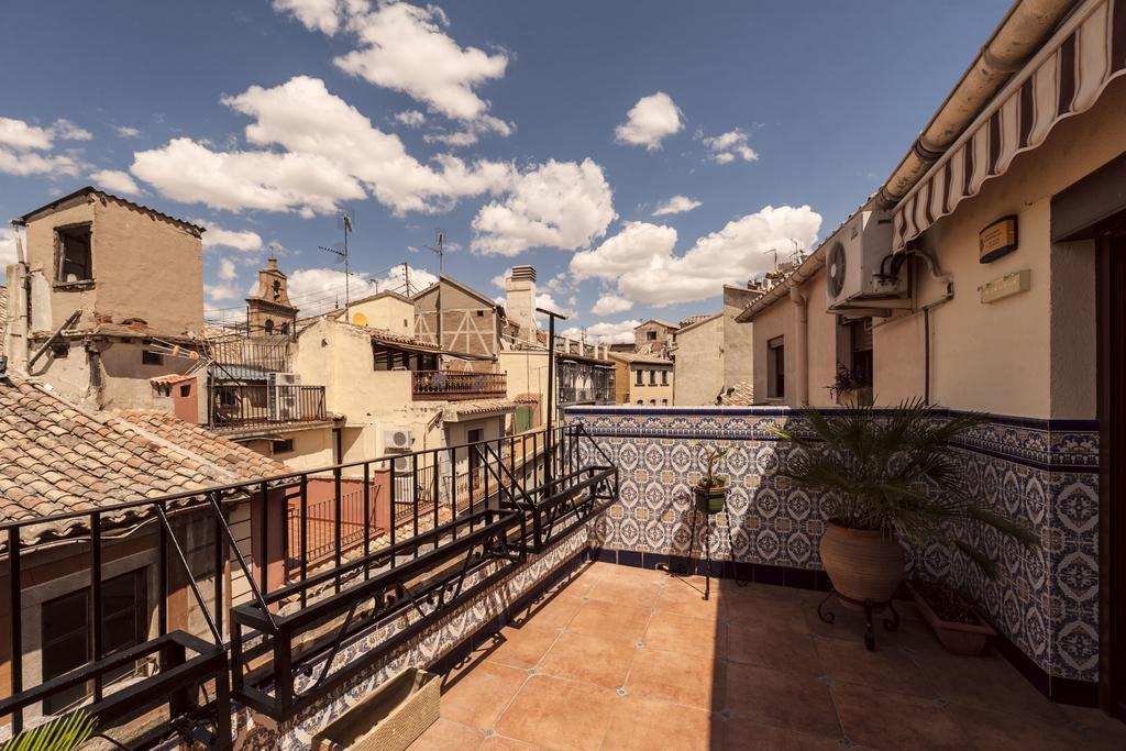 Atico-Terraza Imperial Apartment Toledo Room photo